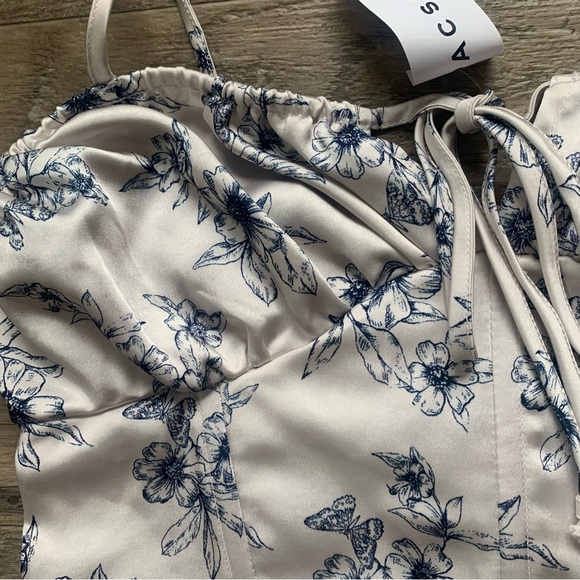 Pacsun Satin Floral Bustier Smocked Top - Picture 8 of 14